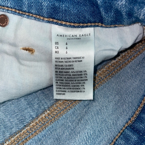 American Eagle Mom Shorts - Picture 4 of 5